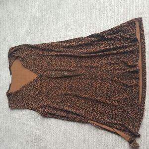 (M) Long Slinky Animal Print Vest Unique Statement Staple Button Down Sleeveless